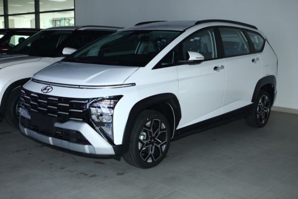 Hyundai Stargazer 7 Chỗ Giảm Sâu 86 Triệu Đồng Tháng 12/2025
